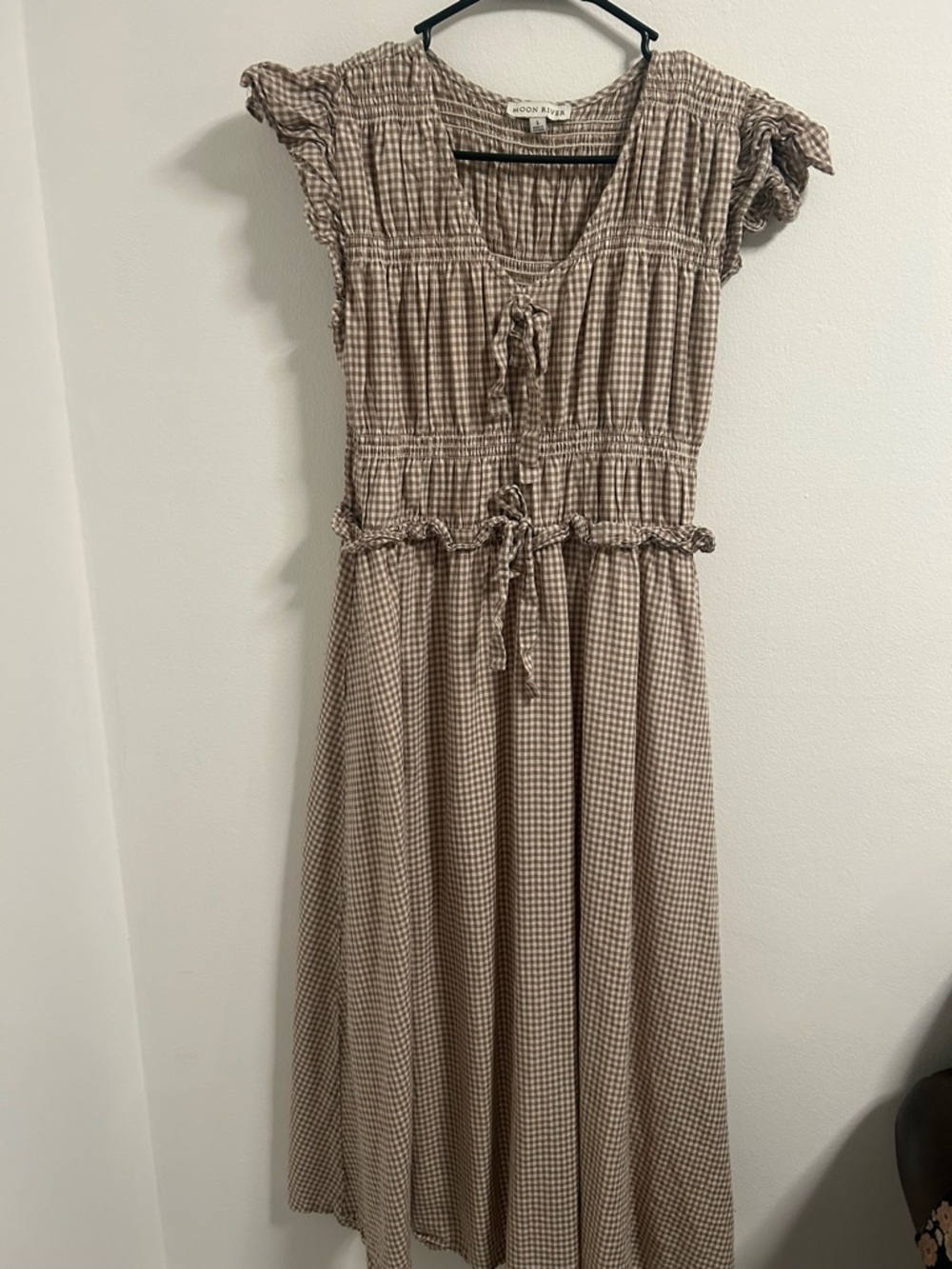 Moon River Dress L Gingham Tan White Flutter Elastic Cottage